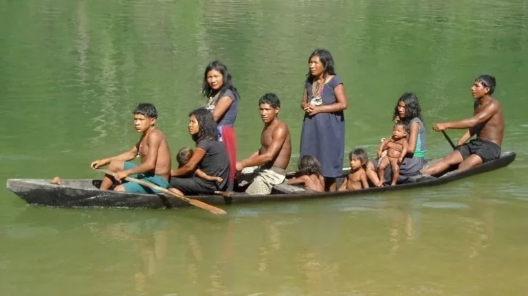 Pirahã, an Indigenous Tribe Living in the Now